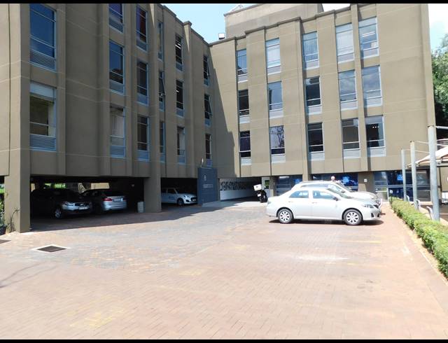 184M² OFFICE TO LET IN ROSEBANK